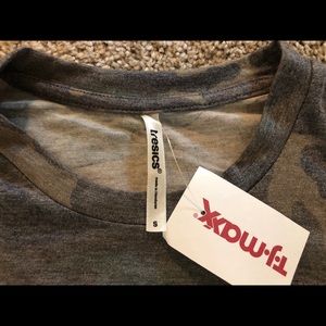 Brand new casual tops